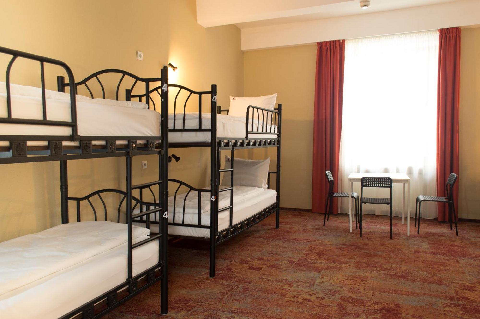 B13 Hostel Sibiu Eksteriør billede