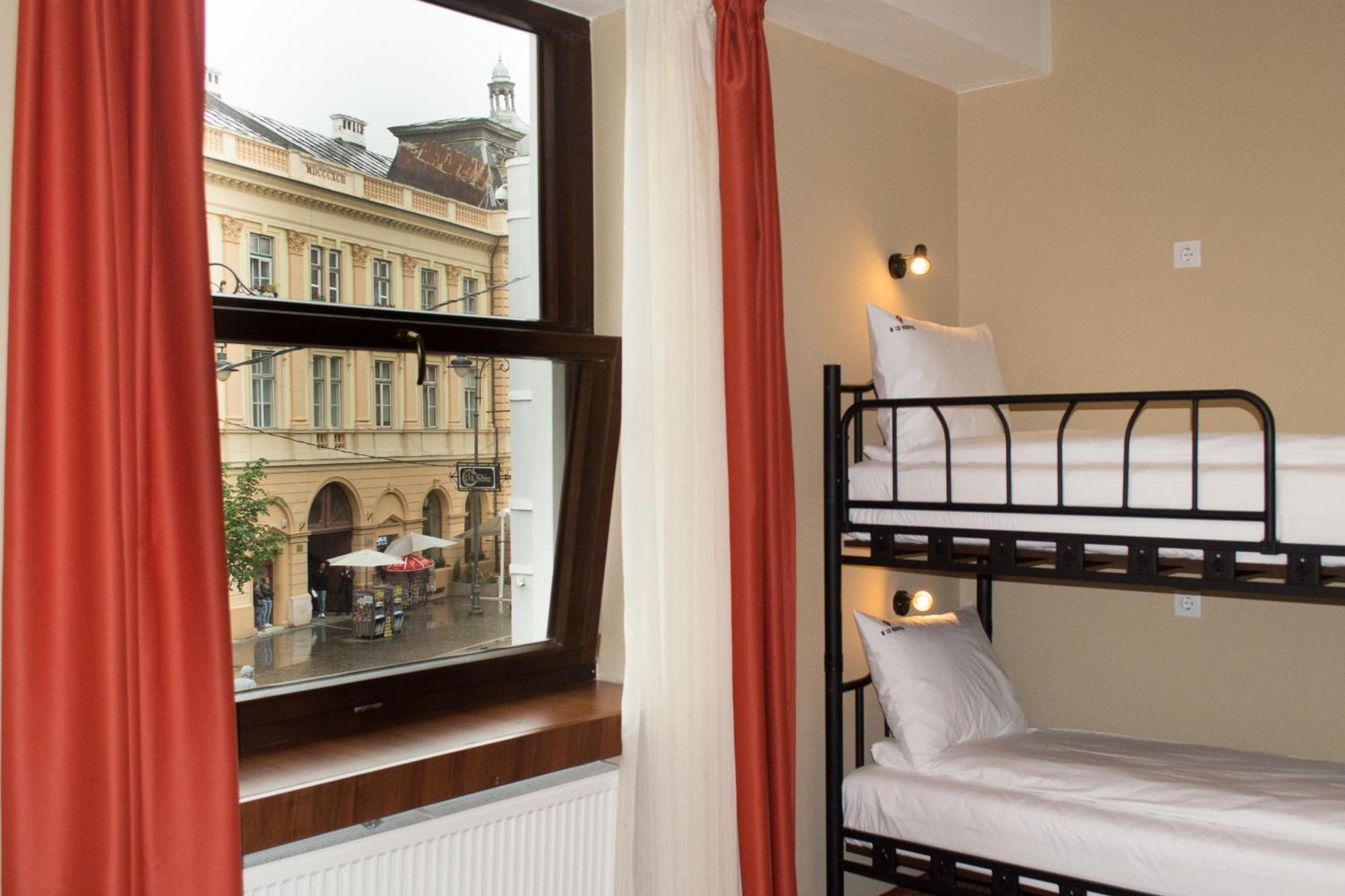 B13 Hostel Sibiu Eksteriør billede
